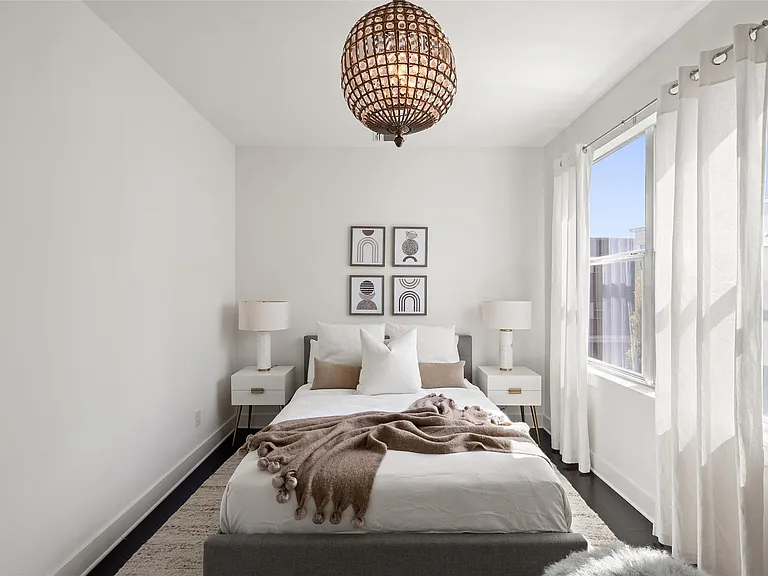 2105 Goodrich Ave #2 — Photo 33