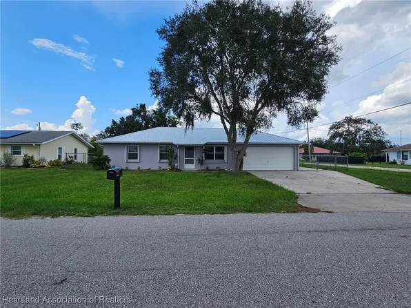 239 Grape Rd NW, Lake Placid, FL 33852