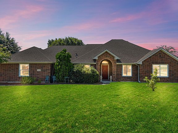 3rd image of 10154 Country View Ln