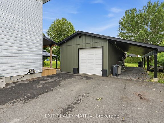 2nd image of 1320 Saint Joseph Rd