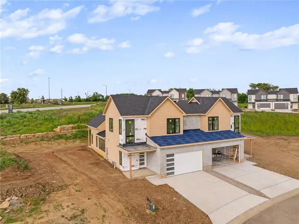 17806 W 96th St, Lenexa, KS 66219