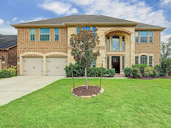 3rd image of 26523 Danbridge Hills Ln