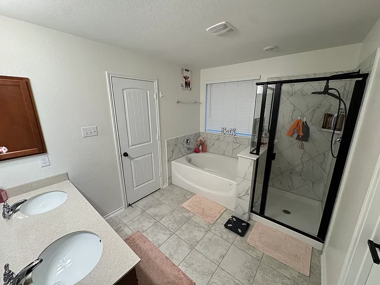 405 Los Cobos Ln — Photo 16
