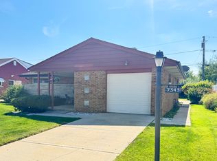 7343 Lake St, Morton Grove, IL