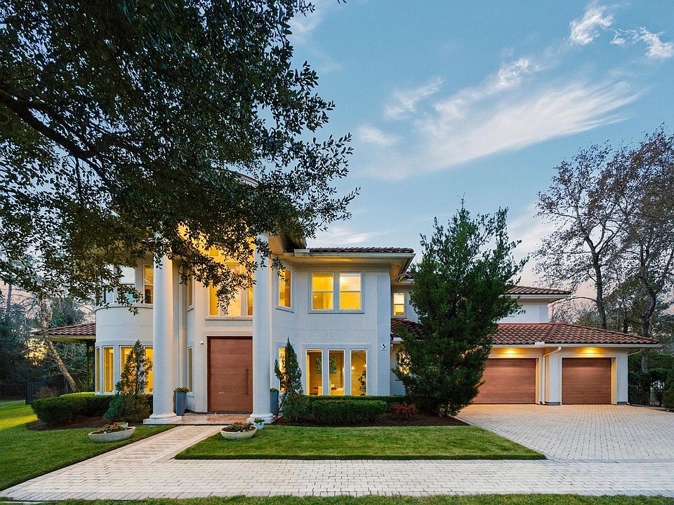 1st image of 3 Farington Way