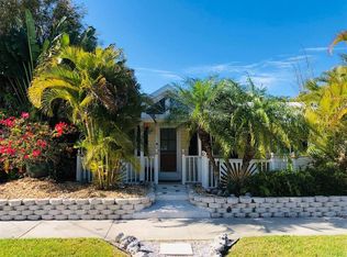 701 Broadway St, Longboat Key, FL 34228