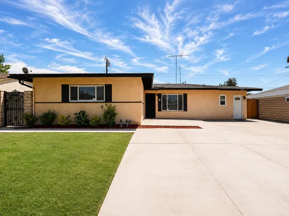 8840 San Vicente Avenue, 8840 San Vicente Ave #1, Riverside, CA 92503