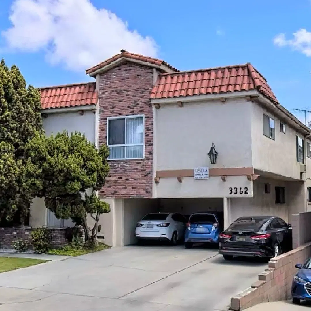 3362 Keystone Ave. — Photo 1