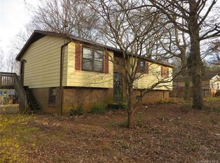 162 8th Ave SW, Conover, NC 28613
