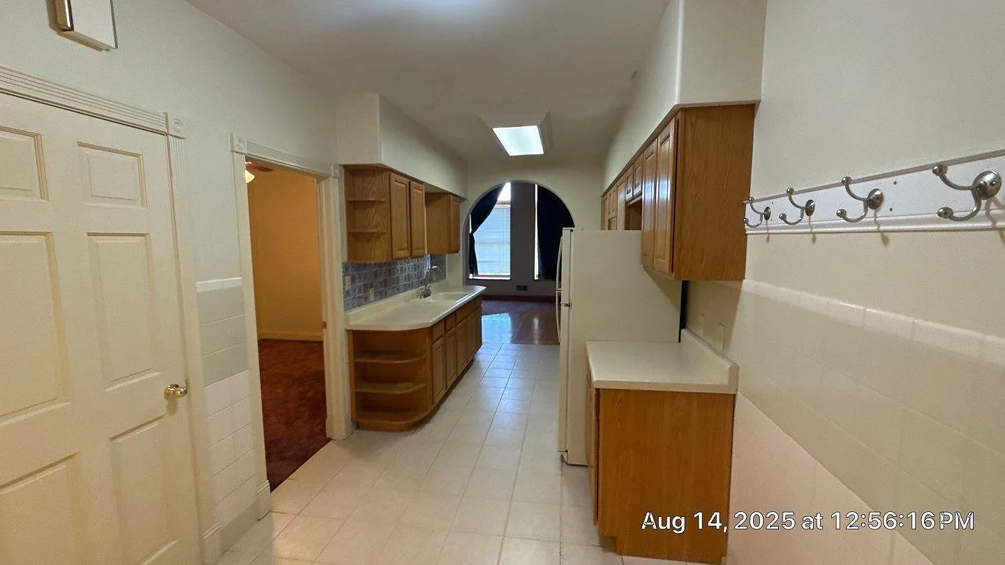 318 Liberty St - 318 1/2 Liberty St Apt# 2 — Photo 1