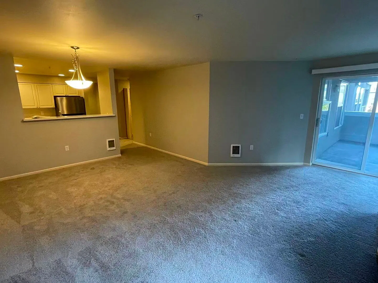 4343 Roosevelt Way NE — Photo 4