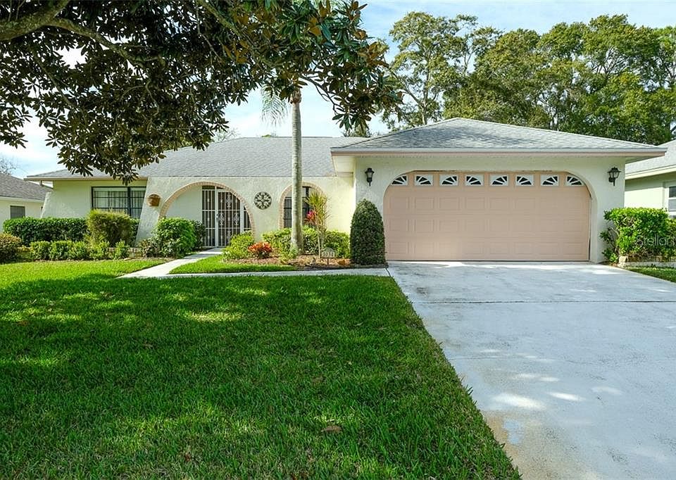 1st image of 1034 Gillespie Dr