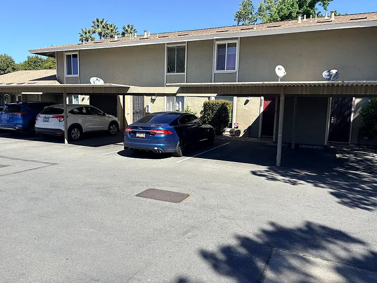 2069 Olivera Rd #D — Photo 2