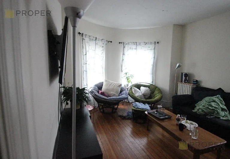 73 Thorndike St — Photo 34