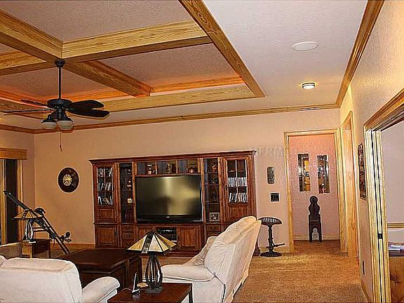4th image of 36802 Barrington Dr