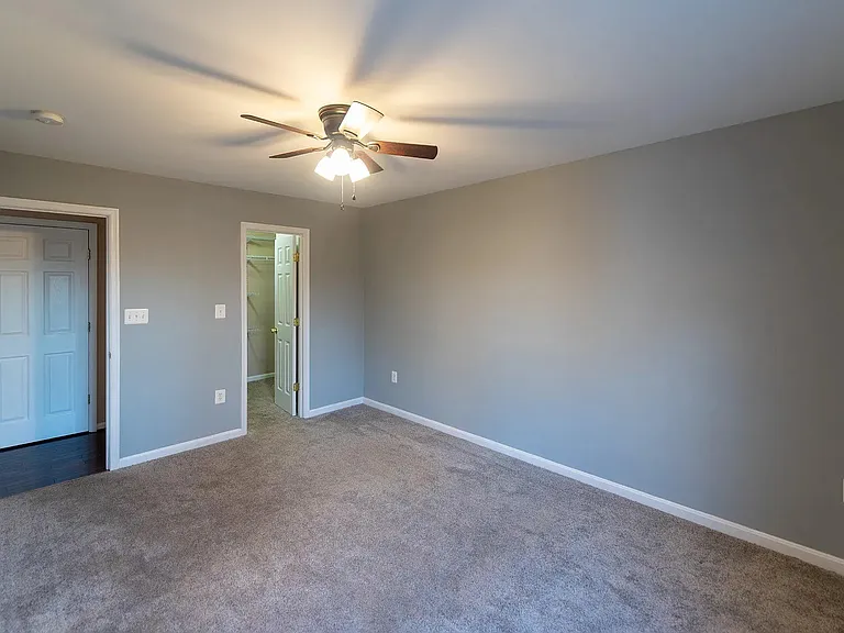 43 Wiltshire Dr — Photo 23