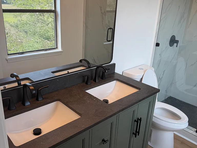 1088 Marsh Court Ln — Photo 2