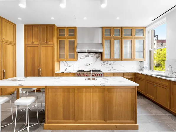 555 West End Avenue image 4 of 16