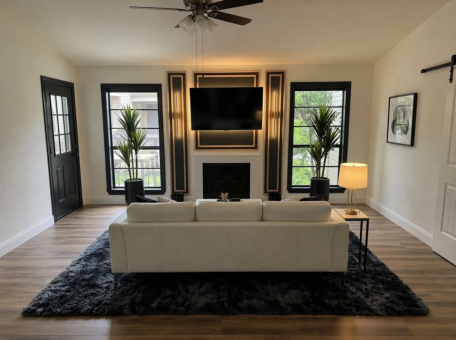 2 bed, 992 sqft, $2,000 — Photo 2