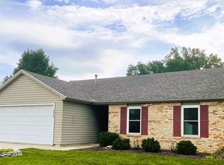 9822 Yuma Dr, Fort Wayne, IN 46825