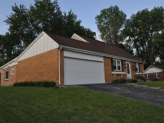3rd image of 1091 Mystic Ln N