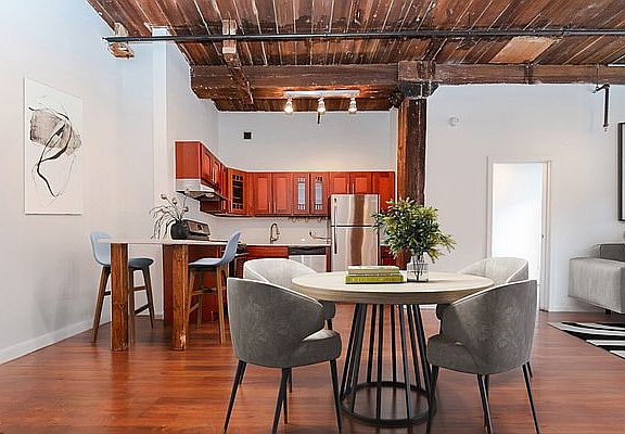 3rd image of 79 Clifton Pl APT 5B