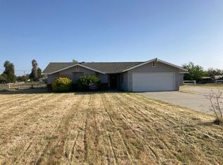 24456 Gardena Dr, Madera, CA 93638