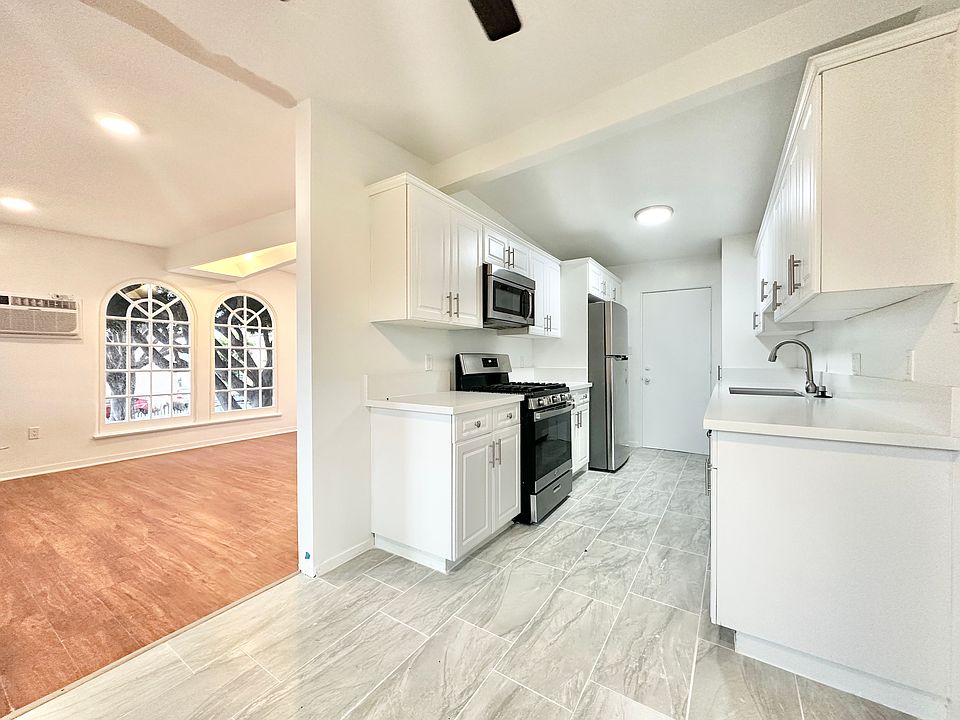 1st image of 2613 14th St