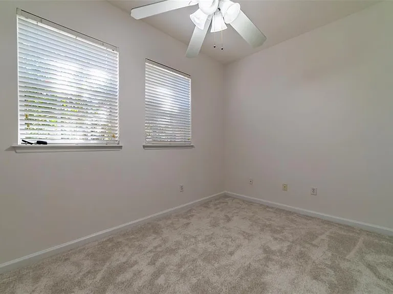 528 Jasmine Way #528 — Photo 20