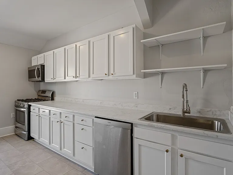 315 Logan St SE #2 — Photo 13