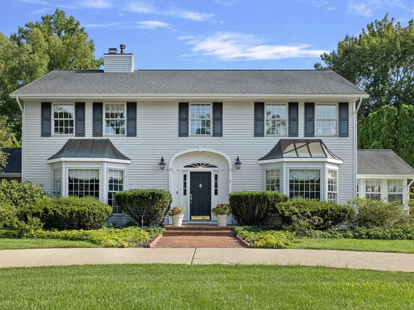 2609 Fairway Dr, Michigan City, IN 46360