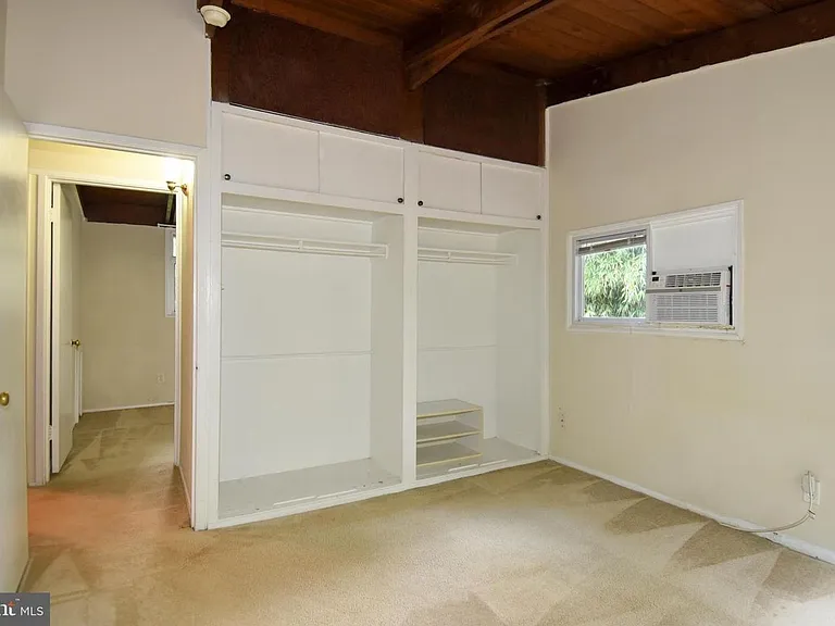 3415 Gallows Rd — Photo 19