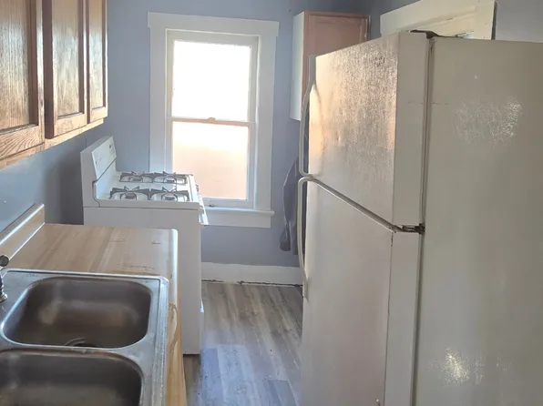 121 E 2nd St APT B, Peru, IN 46970