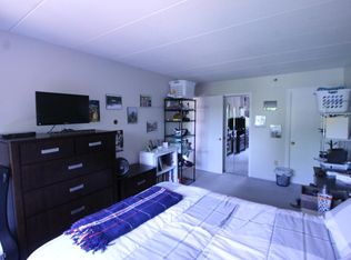 1933 Commonwealth Ave APT 103, Brighton, MA 02135