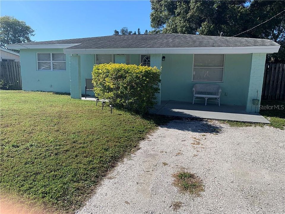 1st image of 3414 Cambridge Dr