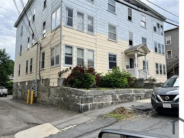 41 Madison St #41, Fitchburg, MA 01420