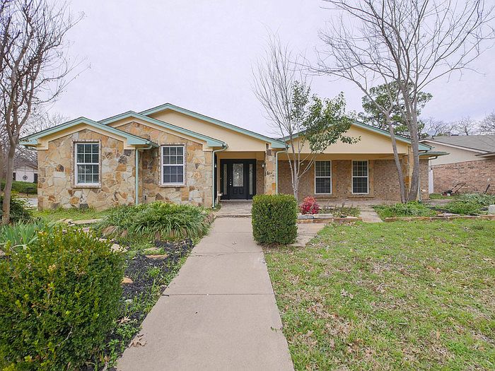 1st image of 4011 Firethorn Dr