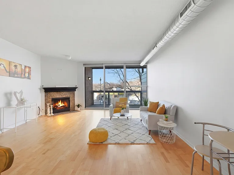 1228 Emerson St #304 — Photo 4
