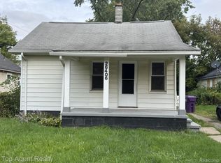 26406 Trowbridge St, Inkster, MI 48141