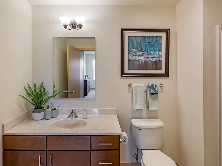 The Enclave Luxury Apartments — Photo 13