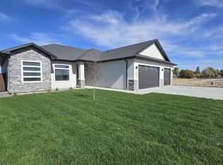 1667 Lagoon Ln, Twin Falls, ID 83301