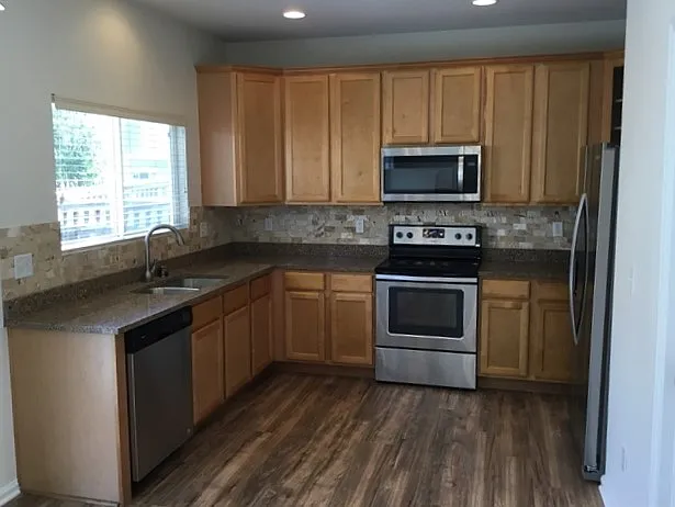 5046 Pelican St — Photo 3
