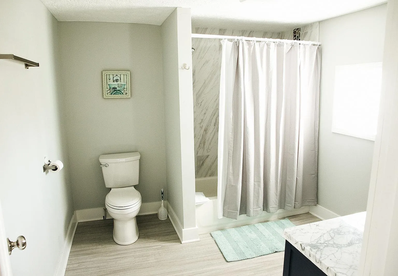 4 bed, 2.5 bath, 2143 sqft, $910 — Photo 2