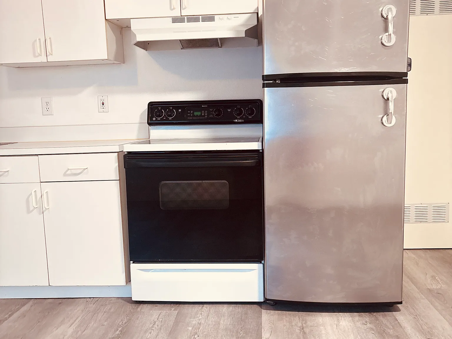 Studio, 350 sqft, $1,150 — Photo 1