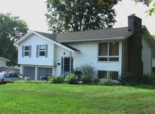 15 Rockefeller Ln, Rhinebeck, NY 12572