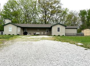 810 Yates St, Pocahontas, IL 62275