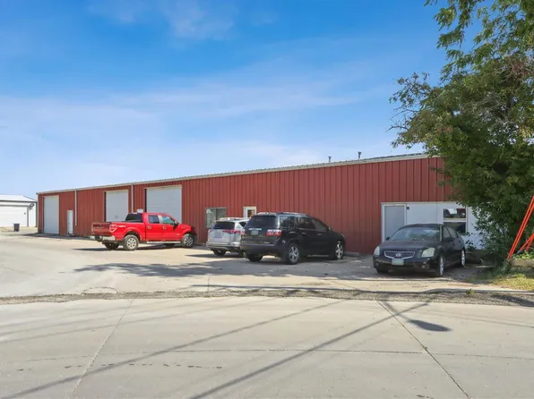 102 Washington St, Williamsburg, IA 52361