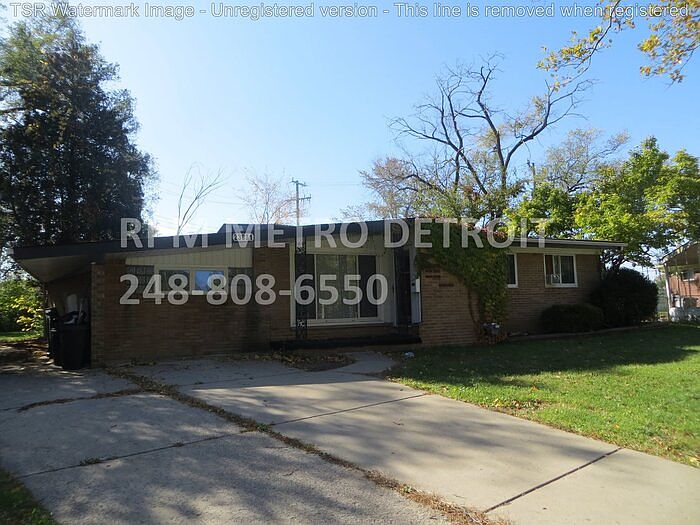 1st image of 23031 Oak Crest St