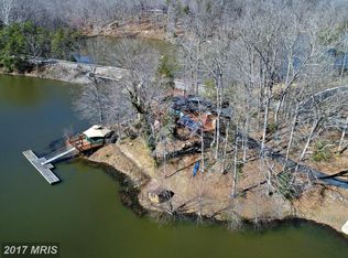 10301 Hampton Rd, Fairfax Station, VA 22039