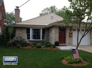 434 June Ter, Barrington, IL 60010